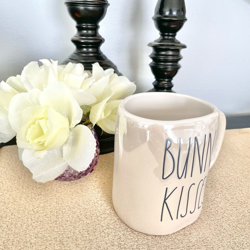 🆕Rae Dunn BUNNY KISSES Iridescent Ceramic Mug - Picture 4 of 5